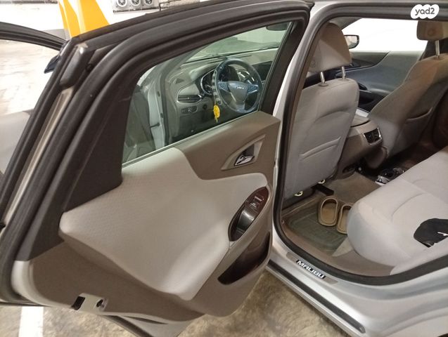 שברולט מאליבו