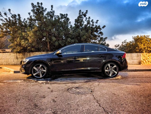 וולוו S60
