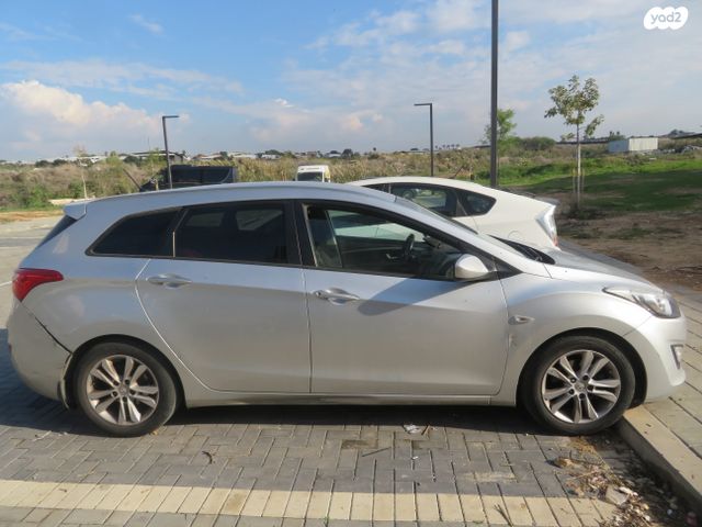 יונדאי i30