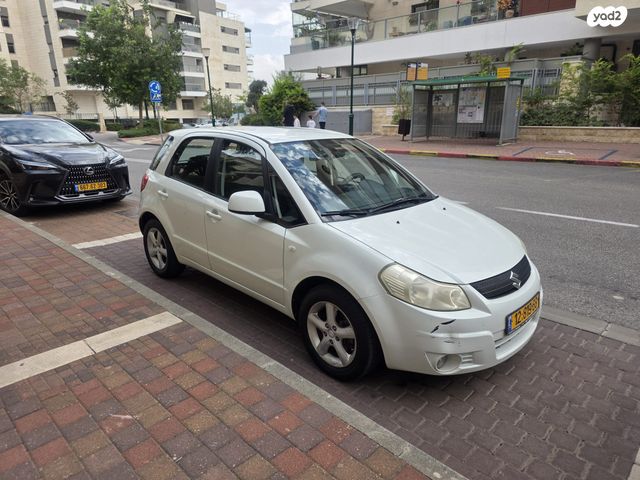סוזוקי SX4