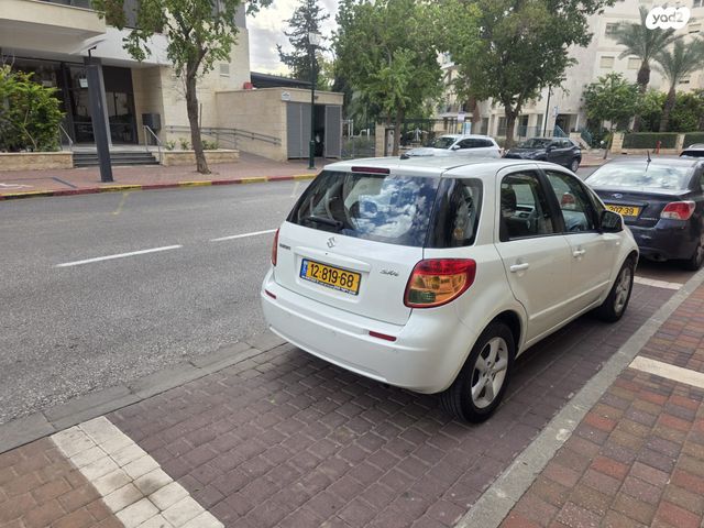 סוזוקי SX4