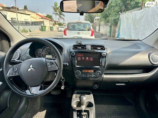 מיצובישי ספייס סטאר