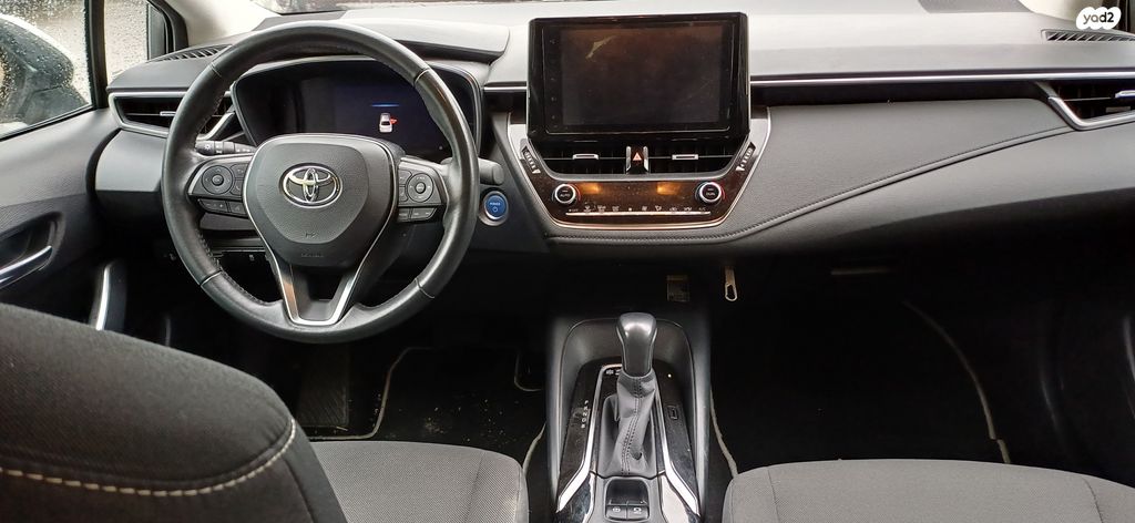 טויוטה קורולה