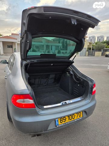 סקודה סופרב