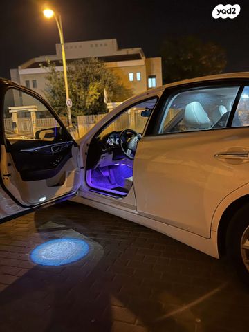 אינפיניטי Q50