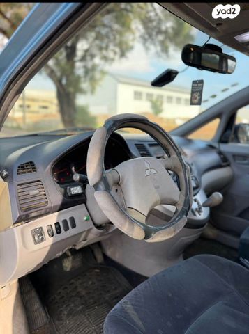 מיצובישי גרנדיס