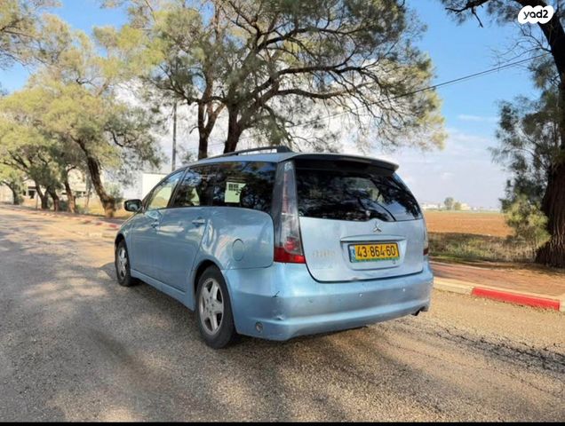 מיצובישי גרנדיס