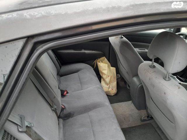 טויוטה פריוס