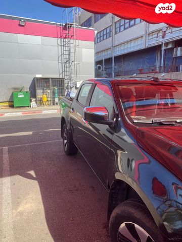 איסוזו די-מקס