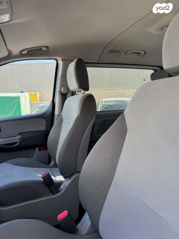 יונדאי H-1 / i800