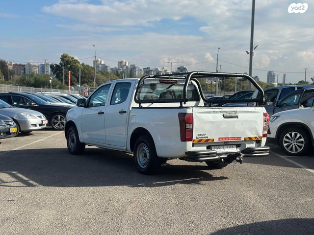 איסוזו די-מקס