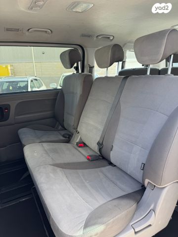 יונדאי H-1 / i800