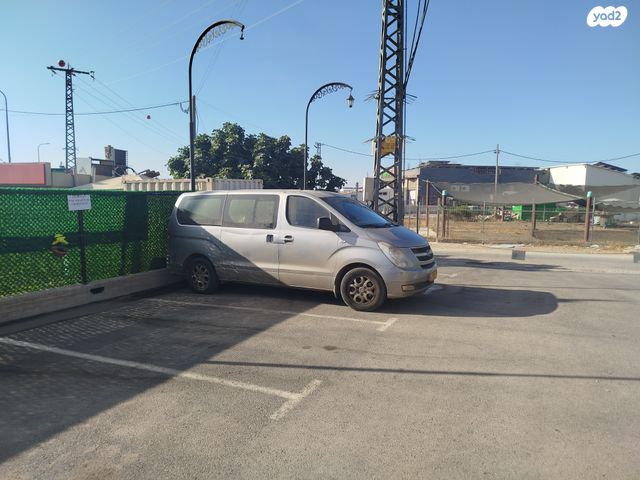 מודעת רכב יונדאי H-1 / i800