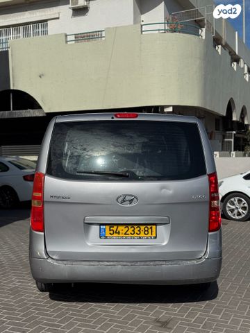 יונדאי H-1 / i800