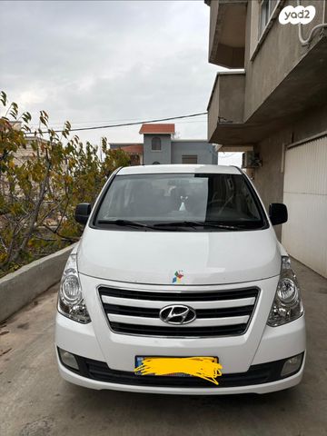 יונדאי H-1 / i800