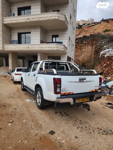 מודעת רכב איסוזו די-מקס