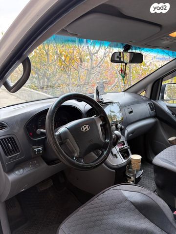 יונדאי H-1 / i800