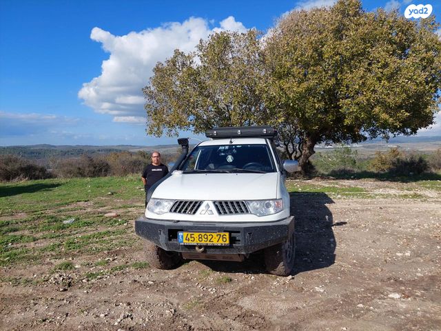 מיצובישי טרייטון / L200