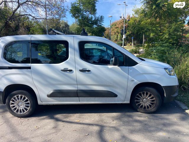 טויוטה פרואייס סיטי