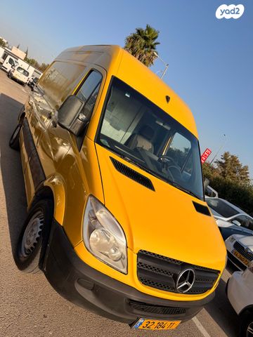 מודעת רכב מרצדס-בנץ ספרינטר