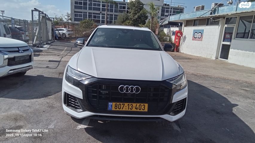 מודעת רכב אאודי Q8