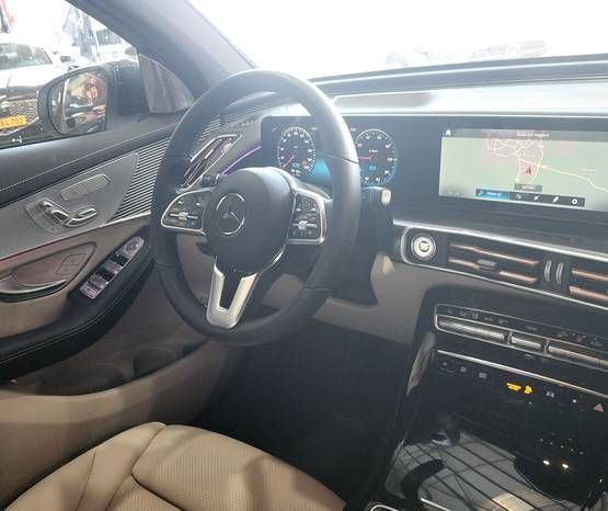 מרצדס-בנץ EQC