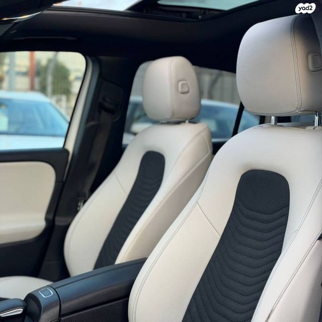 מרצדס-בנץ GLA