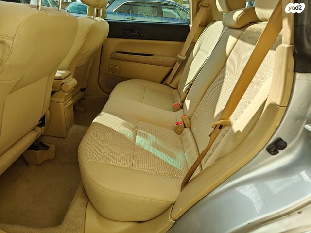 סובארו פורסטר