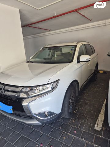 מיצובישי אאוטלנדר