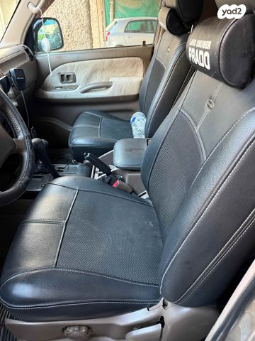 טויוטה לנד קרוזר