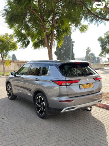 מיצובישי אאוטלנדר