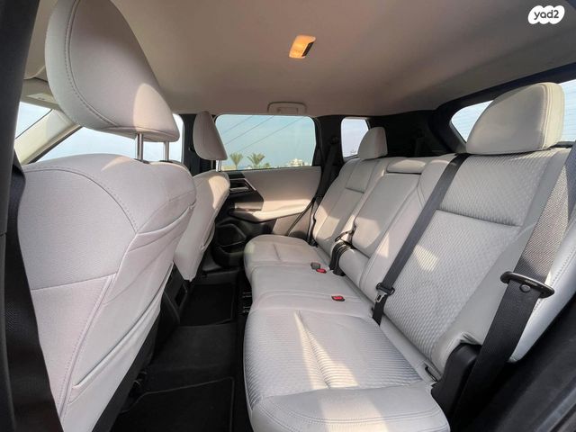 מיצובישי אאוטלנדר