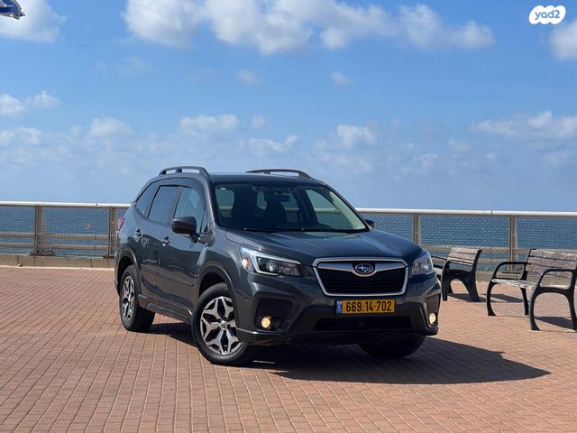 סובארו פורסטר