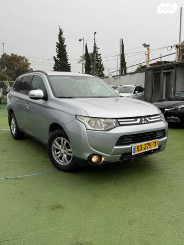 מיצובישי אאוטלנדר