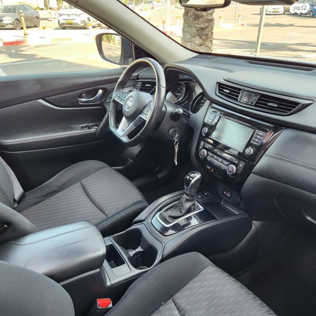 ניסאן אקס טרייל