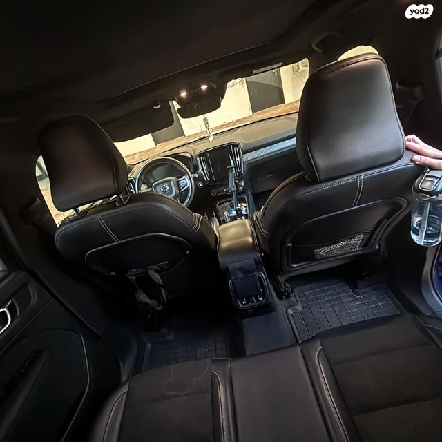 וולוו XC40