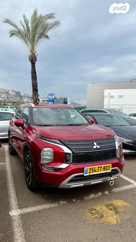 מיצובישי אאוטלנדר