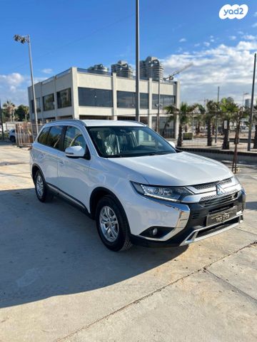 מיצובישי אאוטלנדר