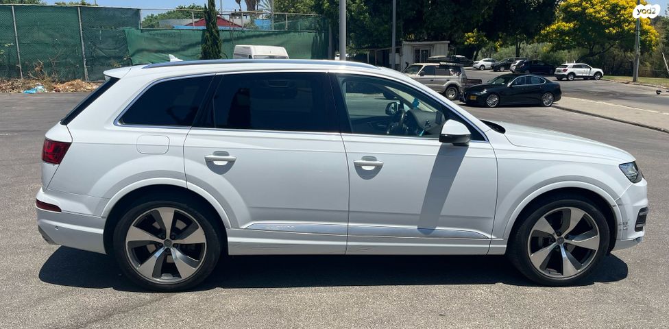 אאודי Q7