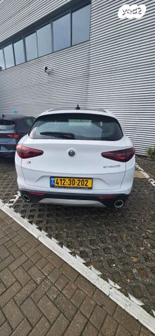 מודעת רכב אלפא רומיאו סטלביו