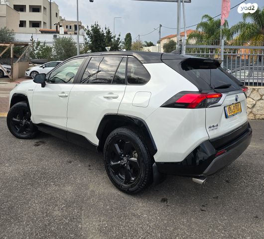 מודעת רכב טויוטה RAV4 2