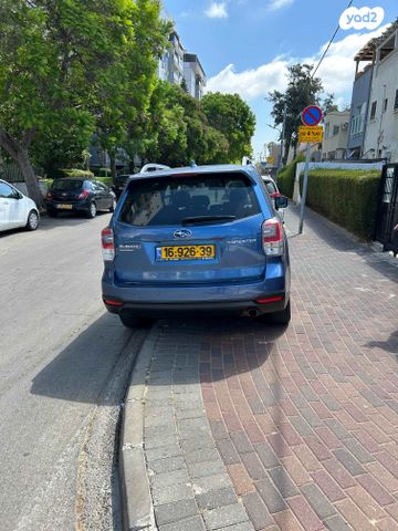 סובארו פורסטר