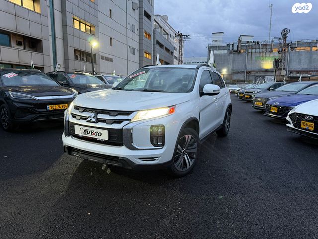 מודעת רכב מיצובישי ASX