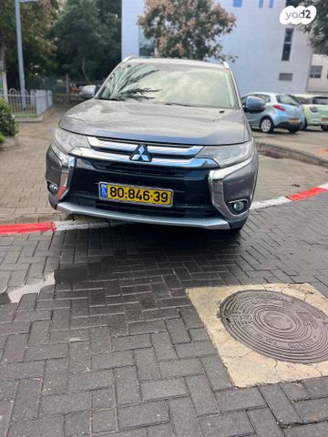 מיצובישי אאוטלנדר