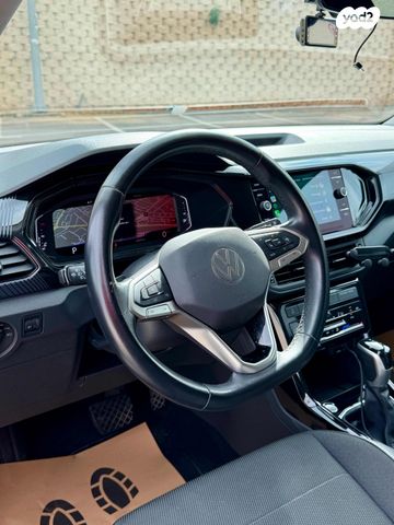 מודעת רכב פולקסווגן T-קרוס