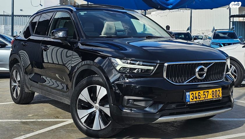 וולוו XC40
