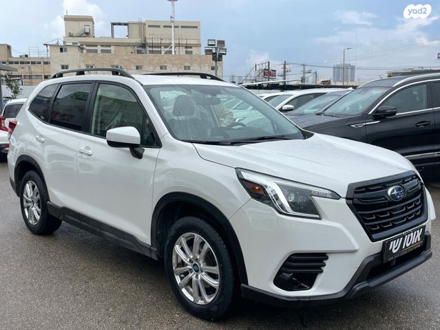 סובארו פורסטר