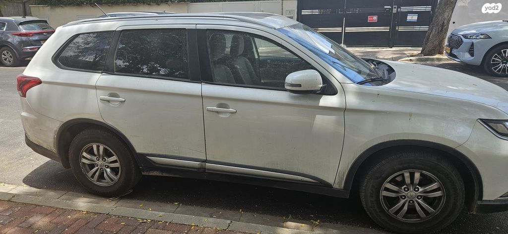 מודעת רכב מיצובישי אאוטלנדר