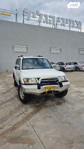 מיצובישי פג'רו