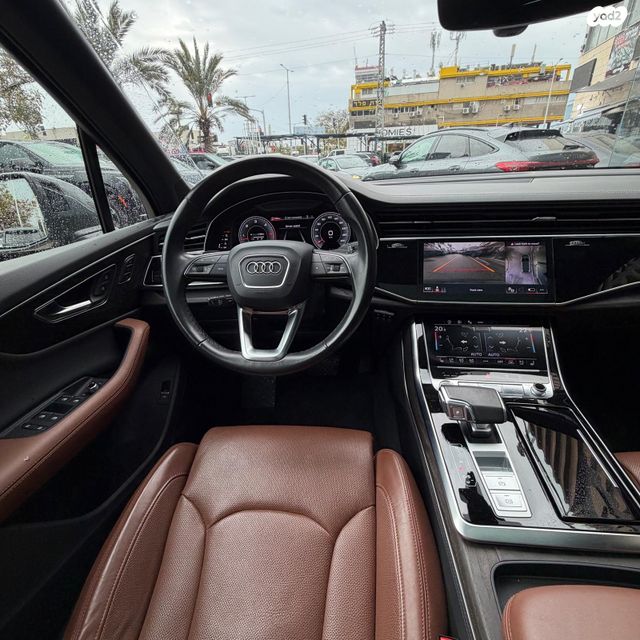 אאודי Q7